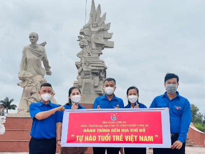 Đoàn Trường DLA và Hành trình về địa chỉ đỏ với chủ đề Tự hào tuổi trẻ Việt Nam