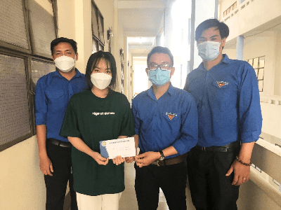 Đoàn trường DLA đồng hành cùng sinh viên Vững bước đến trường