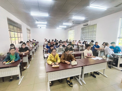 Đoàn Trường DLA: Tổ chức tuyên truyền về chủ quyền biển đảo, biên giới cho đoàn viên, sinh viên Lần 2 năm 2024