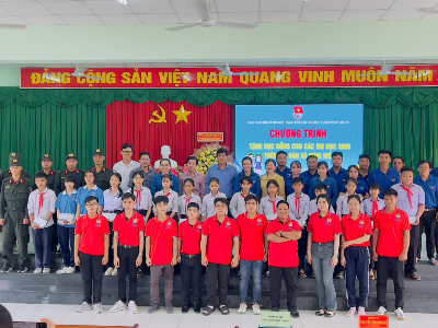 Đoàn trường Đại học Kinh tế Công nghiệp Long An – Chiến dịch Thanh niên tình nguyện Mùa hè xanh 2025.