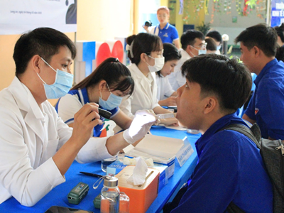 Đoàn trường DLA: Tổ chức chương trình chăm sóc sức khỏe răng miệng học đường năm 2025 