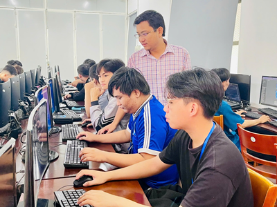 Đoàn trường Đại học Kinh tế Công nghiệp Long An đẩy mạnh phong trào nghiên cứu khoa học trong đoàn viên, sinh viên 
