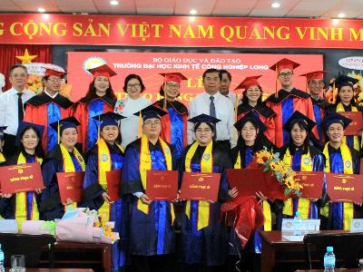  Lễ trao bằng tốt nghiệp đợt 2 năm 2025 & Kỷ niệm 43 năm Ngày nhà Giáo Việt Nam (20/11/1982 – 20/11/2025)