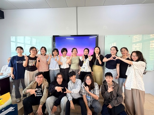 Sinh viên ngành Ngôn ngữ Anh tại DLA