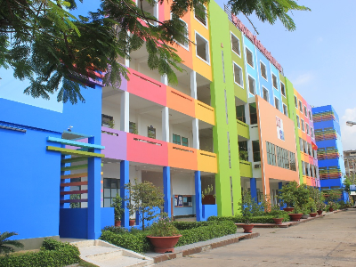Trường Đại học Kinh tế Công nghiệp Long An (DLA) vinh dự là 1 trong top 15 trường đại học hàng đầu tại khu vực đồng bằng sông Cửu long