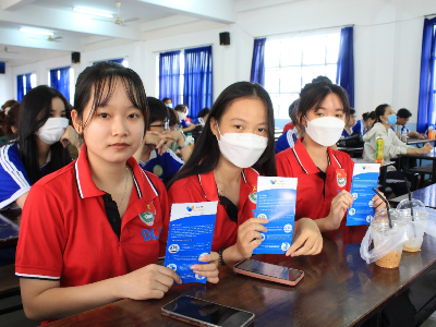 Học tại DLA - Chẳng lo học phí